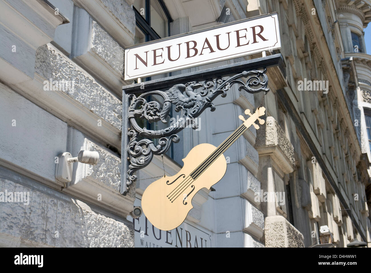 Neubauer Guitars Shop anmelden. KEINE FREIGABE. Stockfoto