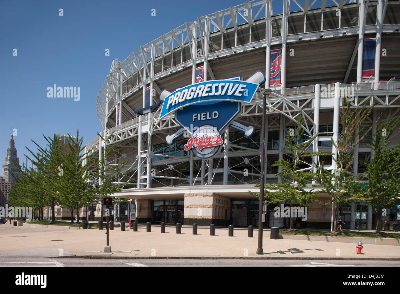 PROGRESSIVE FIELD ZEICHEN (© PROGRESSIVE CORP 2008) Cleveland Indians Baseball Stadium (© HOK Sport 2016) Downtown Cleveland, Ohio USA Stockfoto