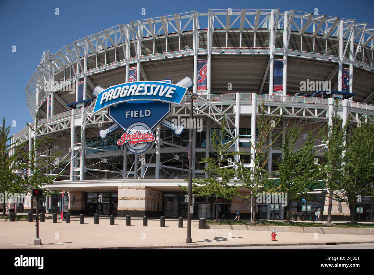 PROGRESSIVE FIELD ZEICHEN (© PROGRESSIVE CORP 2008) Cleveland Indians Baseball Stadium (© HOK Sport 2016) Downtown Cleveland, Ohio USA Stockfoto
