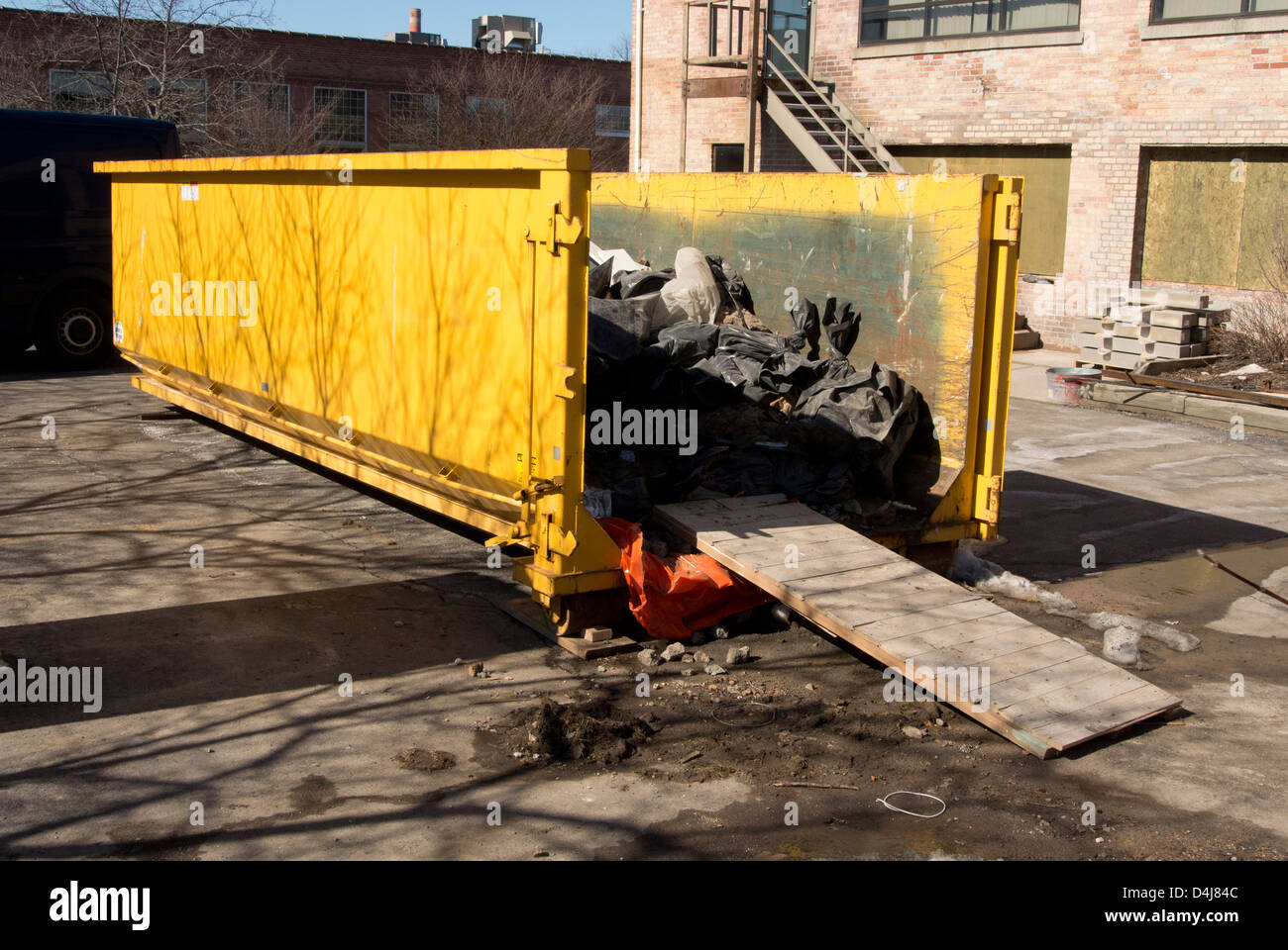 Offenen Müllcontainer. Stockfoto