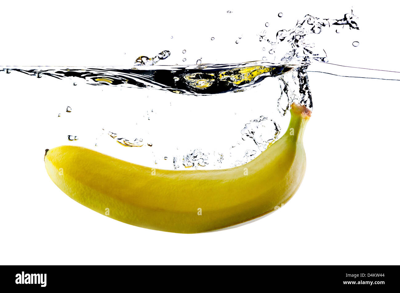 Banane Frucht Spritzer ins Wasser auf weißem Hintergrund Stockfoto