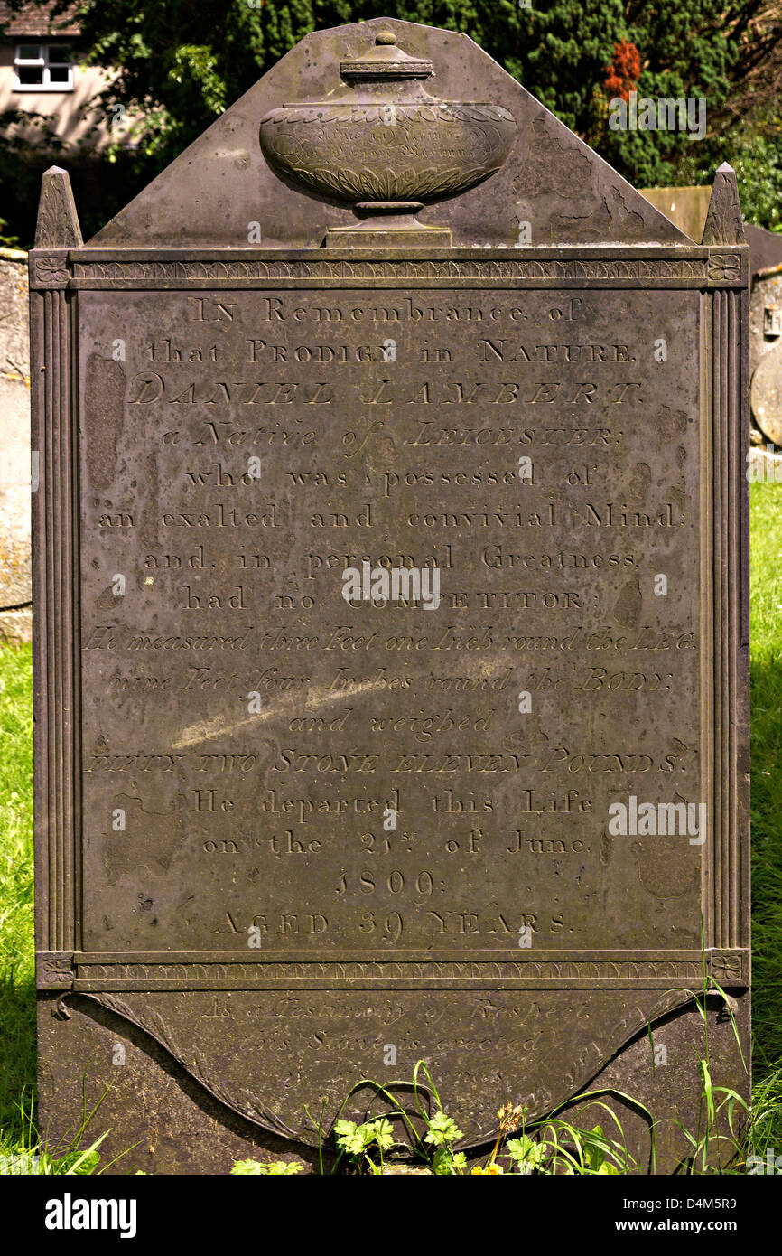 Daniel Lambert Grabstein Inschrift in St.-Martins Kirche Friedhof, Stamford, Lincolnshire, England, UK Stockfoto