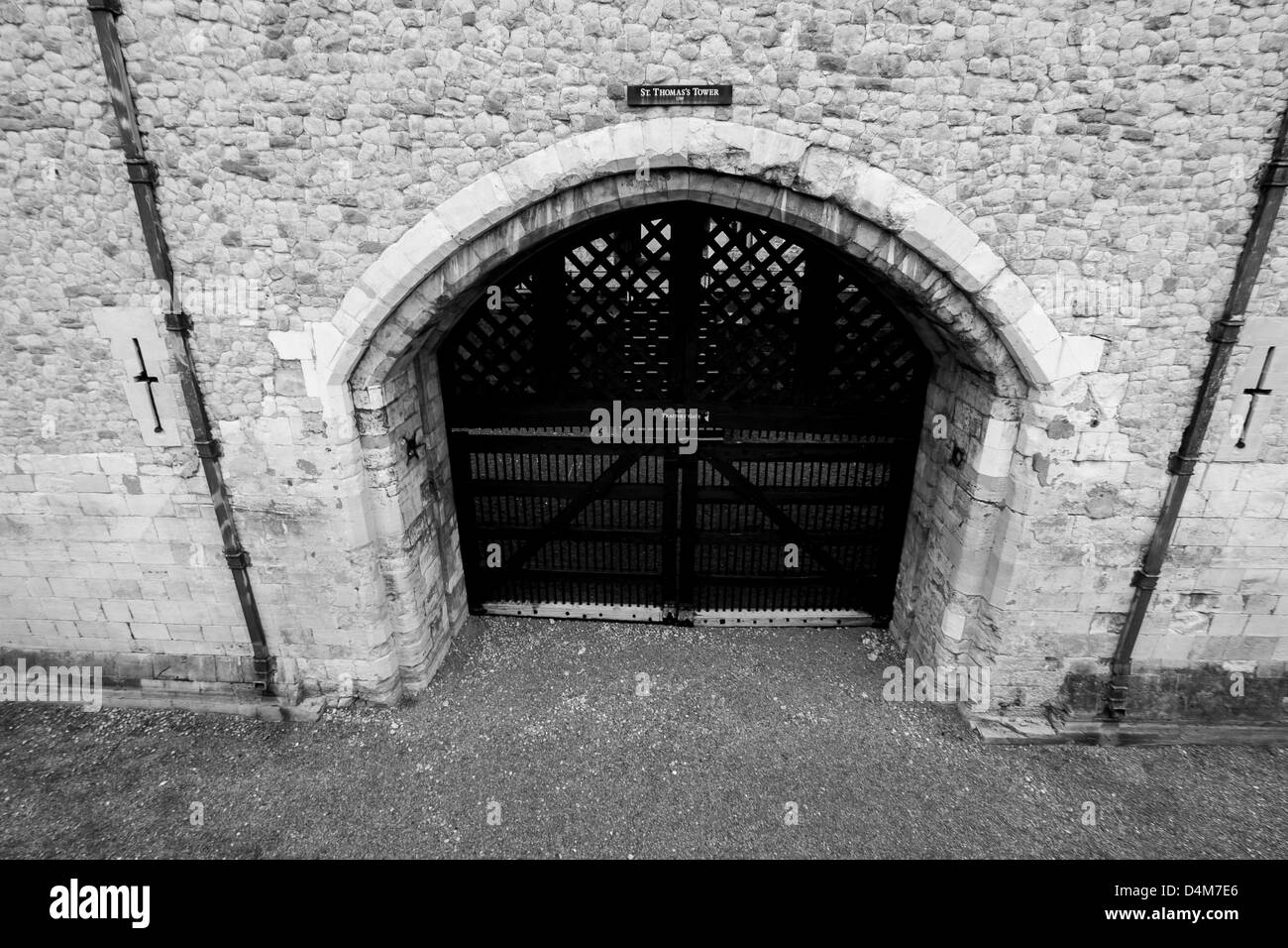 Des Verräters Gate Tower of London London England in Monochrom Stockfoto