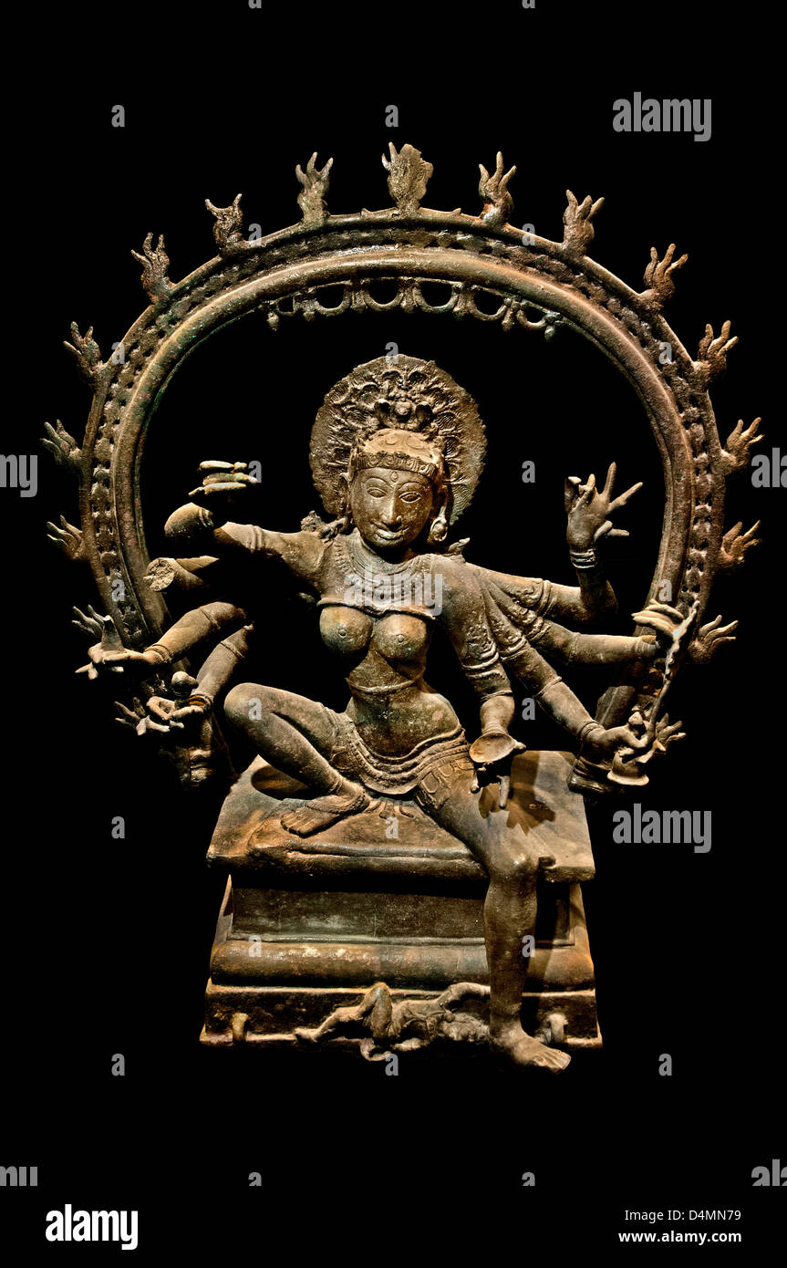 Mahisasamardini 10. Jahrhundert Bronze Turaikkadu Thanjavur Indien Hindu Stockfoto