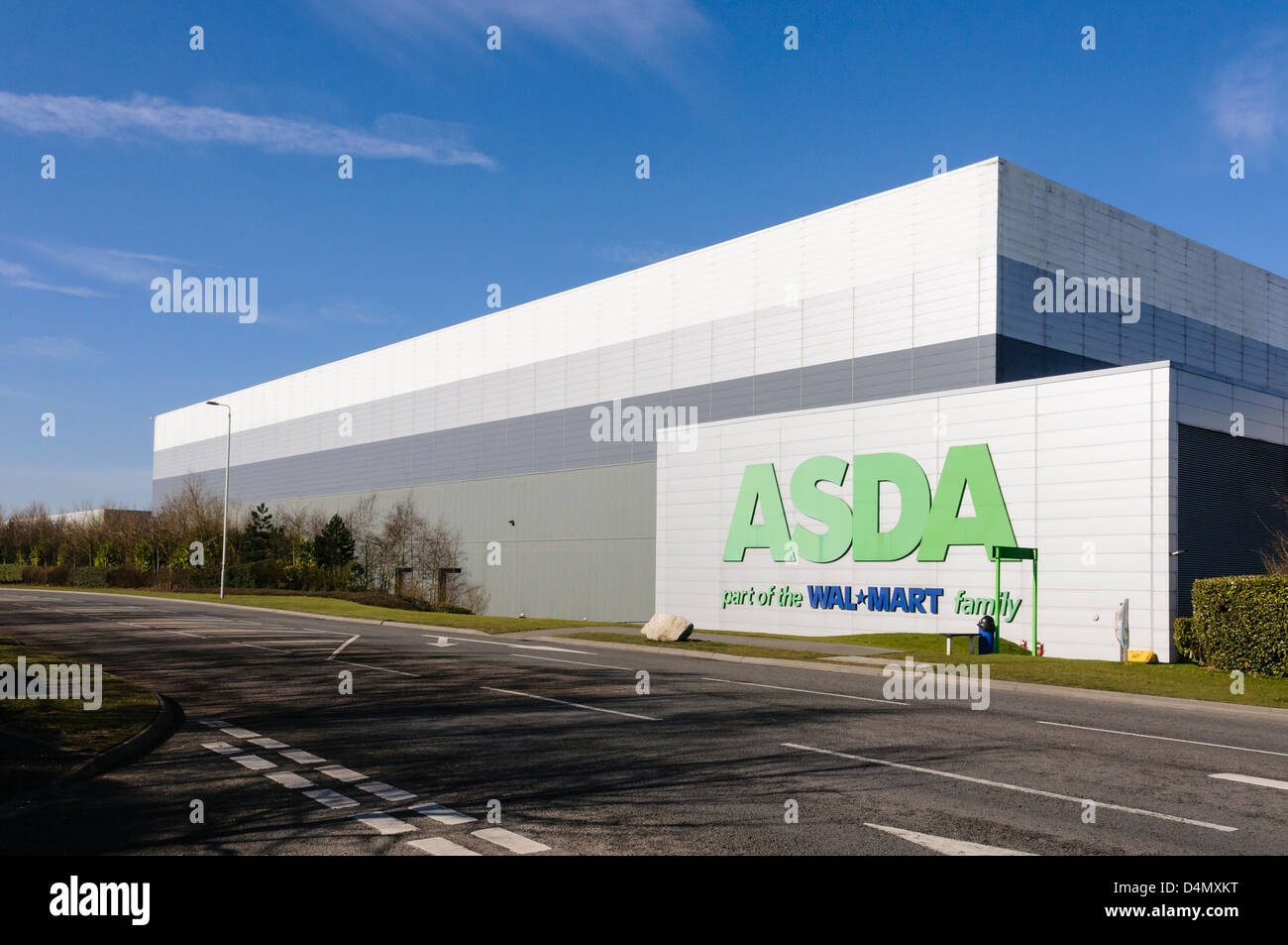 Großen Asda Distributionszentrum, Daventry International Rail Freight Terminal (DIRFT). Stockfoto