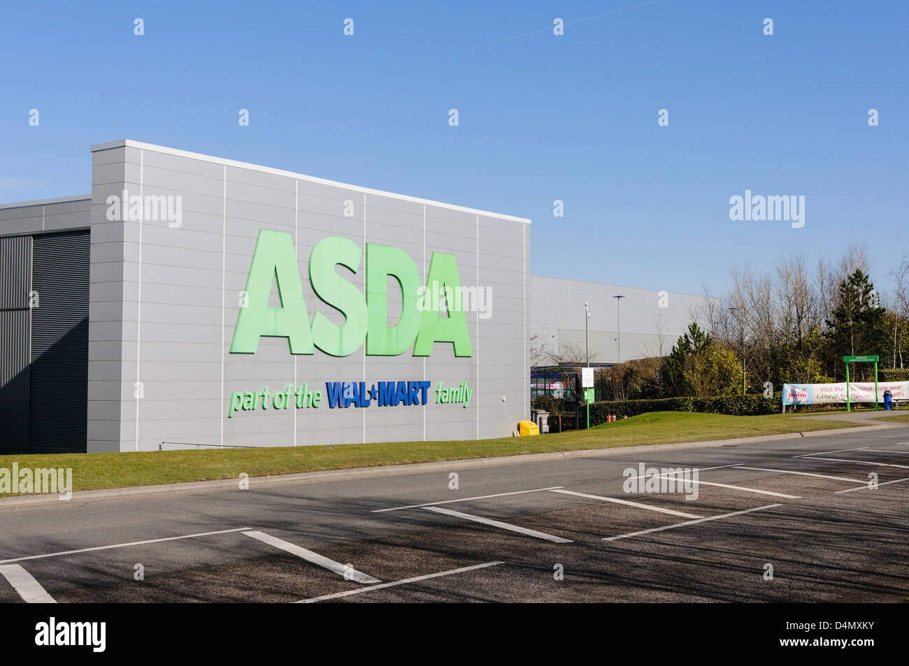 Großen Asda Distributionszentrum, Daventry International Rail Freight Terminal (DIRFT). Stockfoto