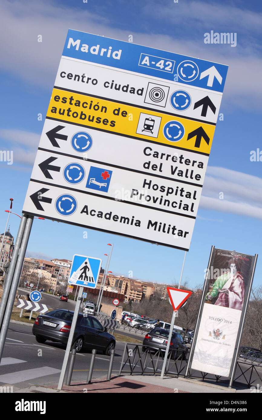 Madrid Spanien Verkehr Verkehrsschild spanische Sprache Stockfoto