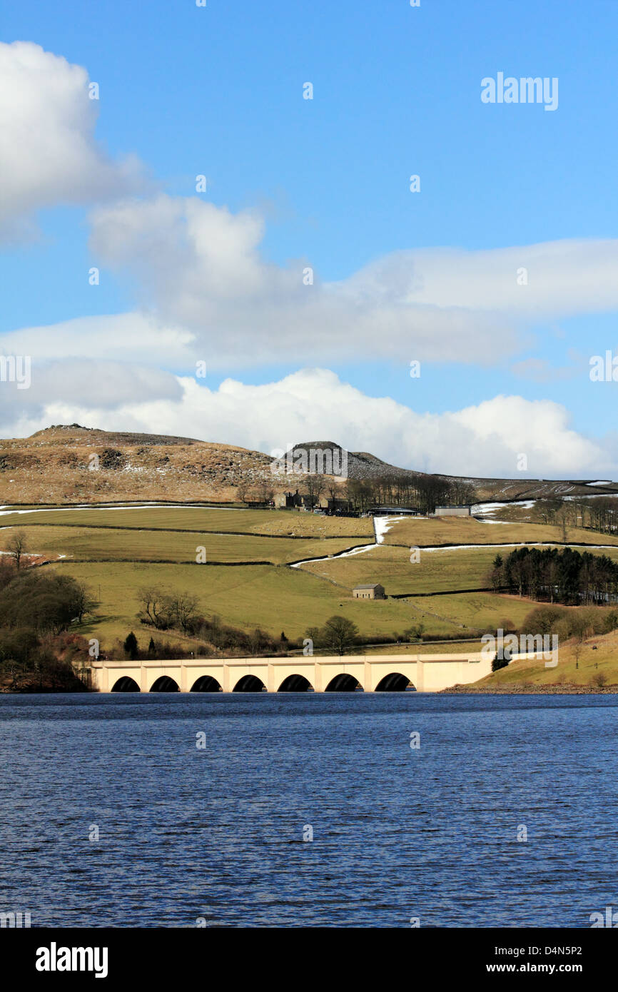 Ladybower Vorratsbehälter High Peak Derbyshire Ashopton Viadukt Stockfoto