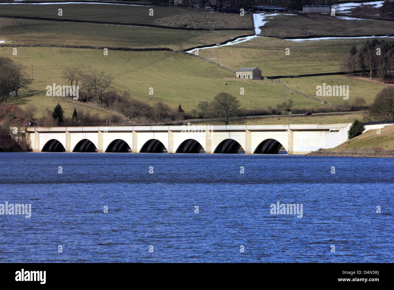 Ladybower Vorratsbehälter High Peak Derbyshire Ashopton Viadukt Stockfoto