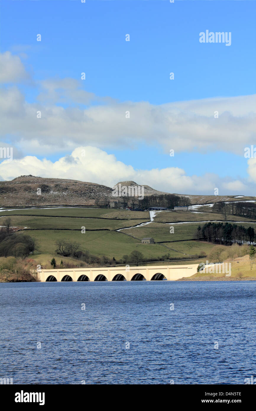 Ladybower Vorratsbehälter High Peak Derbyshire Ashopton Viadukt Stockfoto