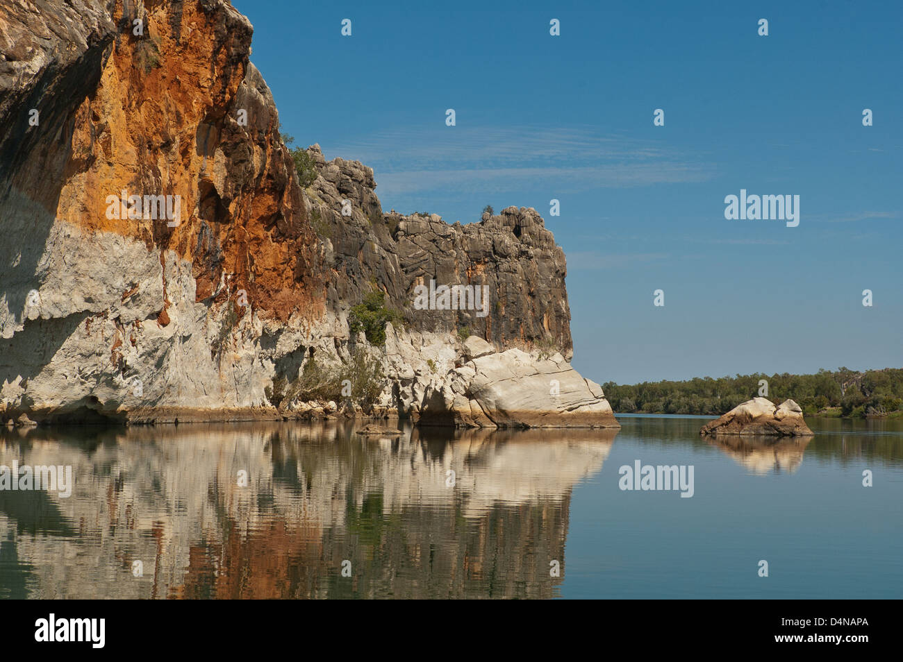 Reflexionen in Geikie Gorge, der Kimberley-Region, Westaustralien Stockfoto