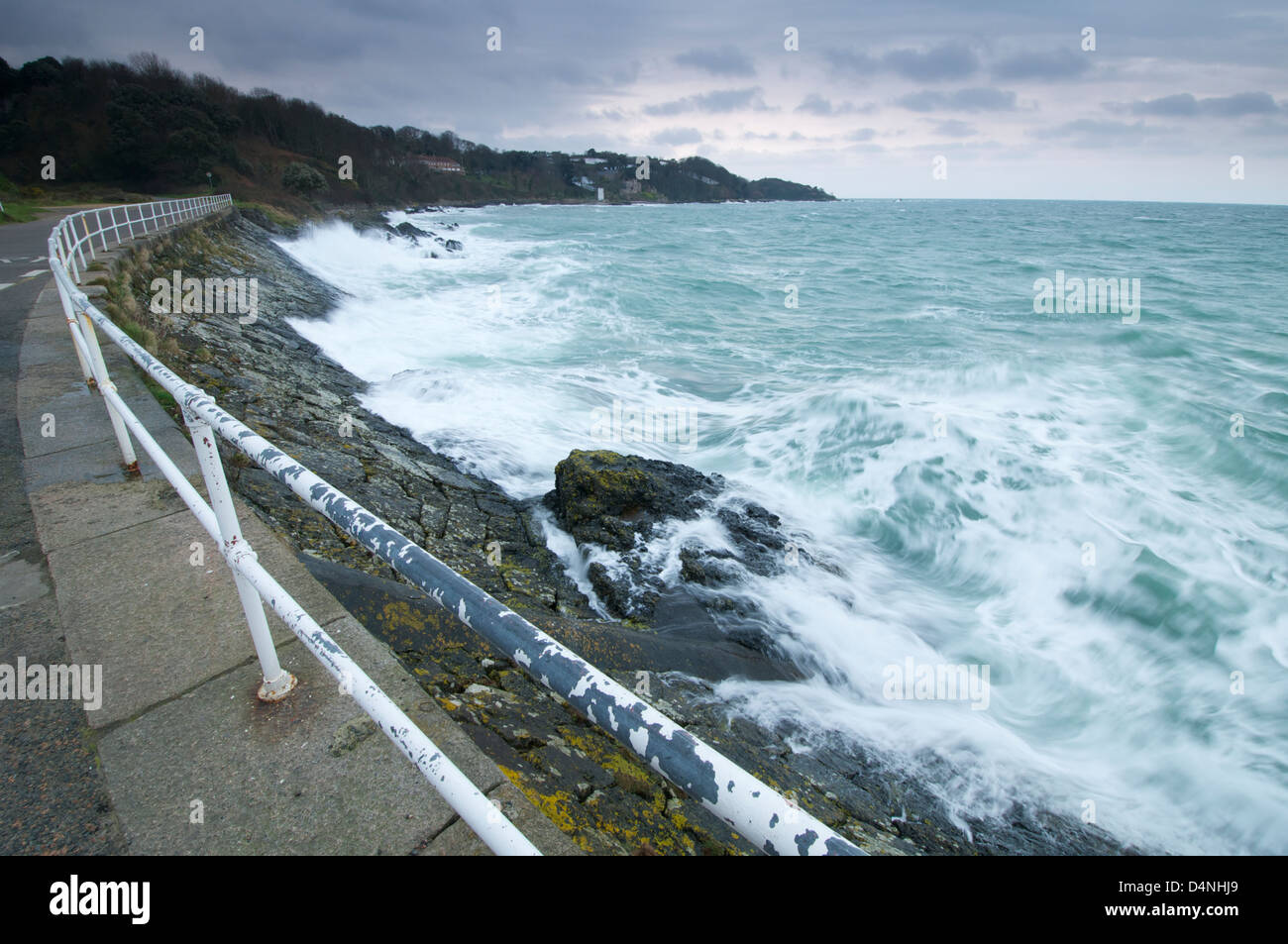 Küstenschutzes neben St. Catherines Wellenbrecher Jersey Channel Islands Stockfoto