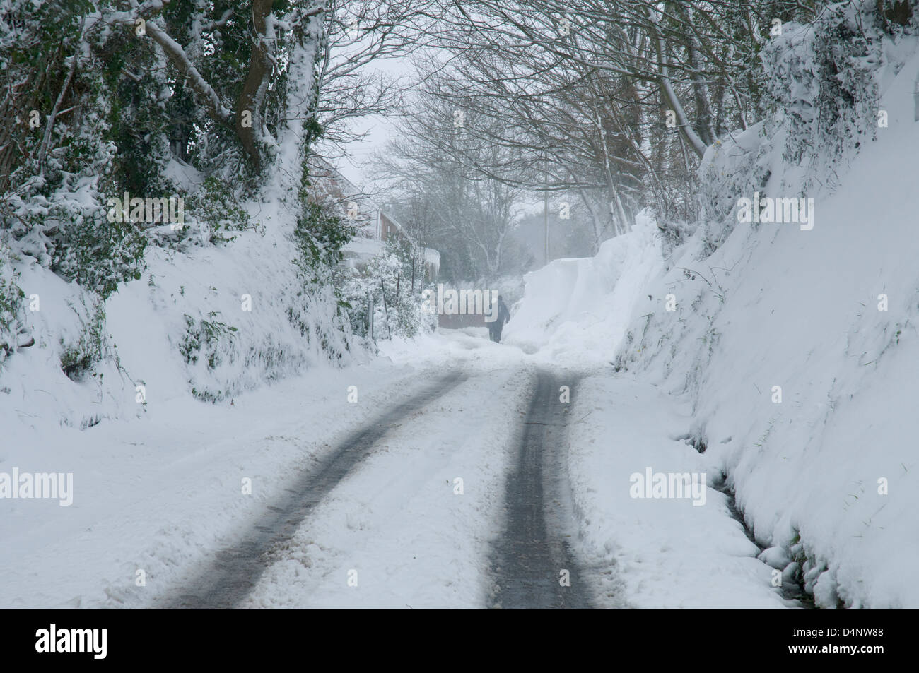 Jersey Channel Islands Landstraße in Freak Schneestürme März 2013 Stockfoto