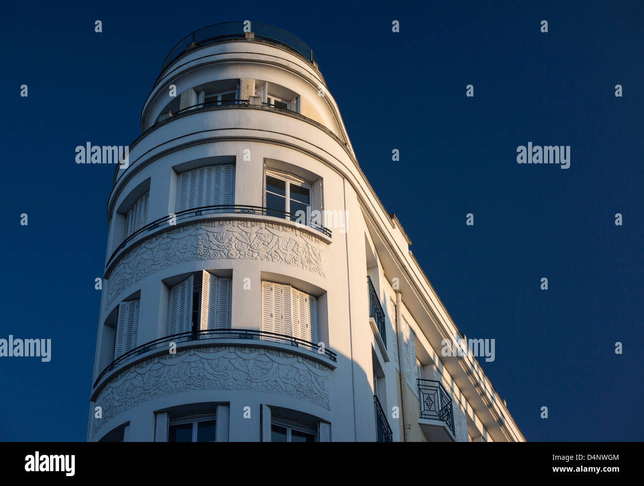 Der Art Deco "Celestins" Secondary School in Vichy (Allier - Frankreich). Le Lycée des Célestins de Stil Art Déco À Vichy (Frankreich) Stockfoto