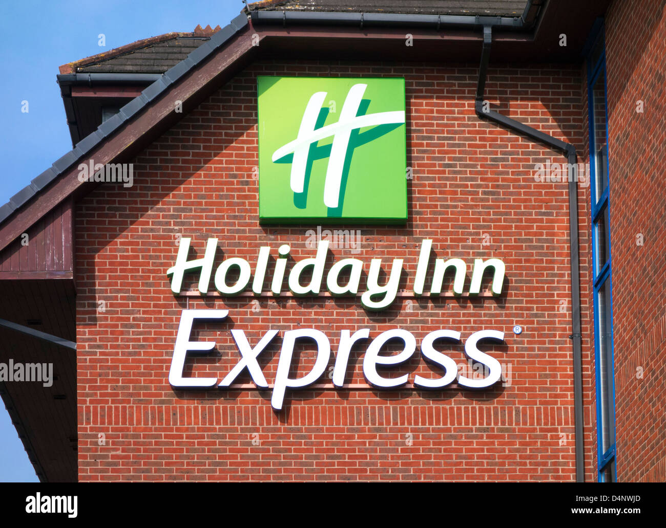 Singen Sie außerhalb des Kerns Inn Express an der NEX Birmingham, West Midlands, UK Stockfoto