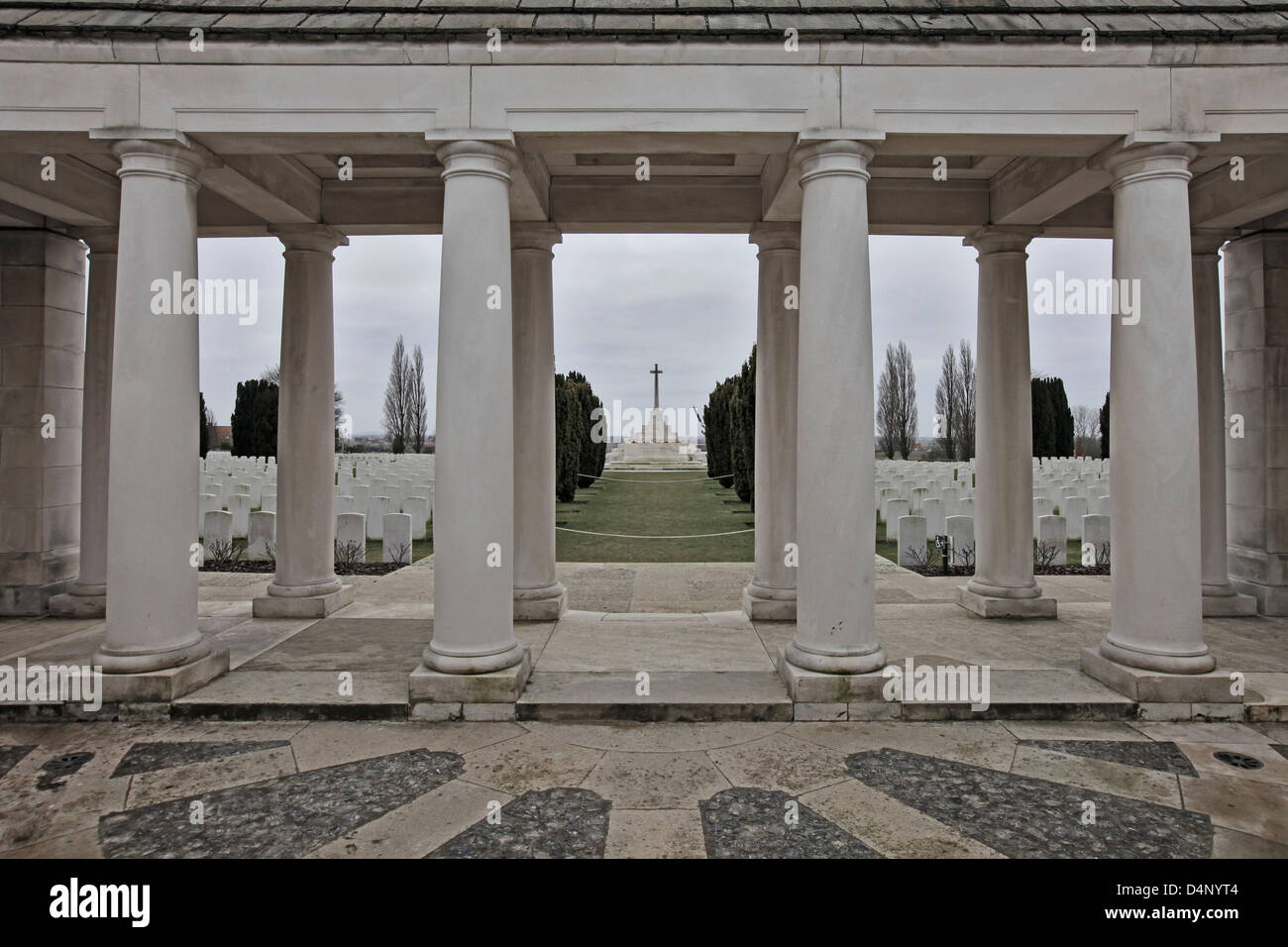 Tyne Cot Friedhof, Passchendaele, Begräbnisstätte für die Toten des ersten Weltkriegs in Ypern auffallende an der Westfront Stockfoto