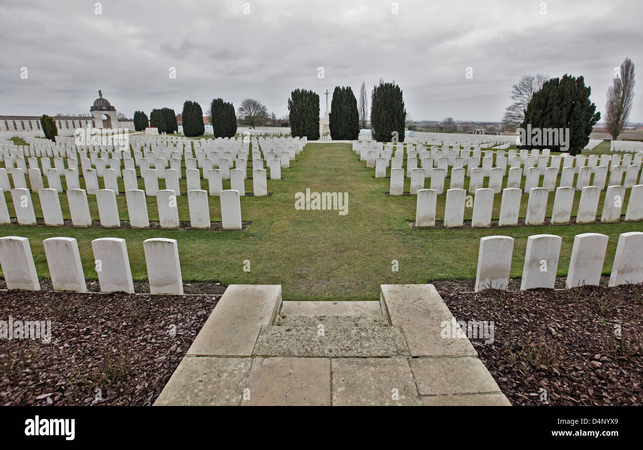 Tyne Cot Friedhof, Passchendaele, Begräbnisstätte für die Toten des ersten Weltkriegs in Ypern auffallende an der Westfront Stockfoto