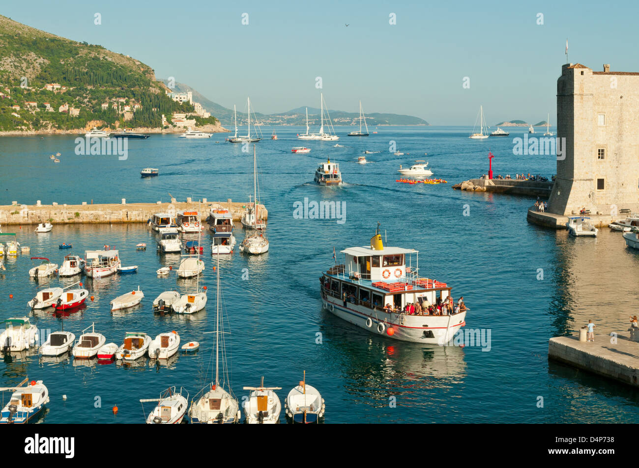 Boote im Hafen von kleinen Slon, alt Dubrovnik, Kroatien Stockfoto