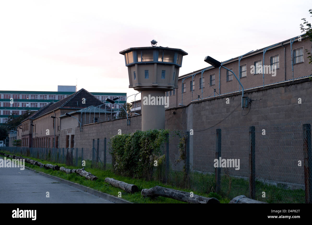 Wachturm an der ehemaligen sowjetischen NKWD besondere Camp Berlin-Hohenschönhausen, Deutschland Stockfoto