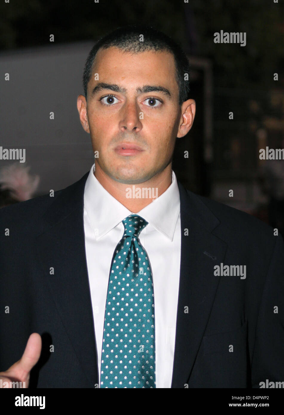 Nicolas Guillermo kommt für die Hochzeit von Bernardo Guillermo und Eva Prinz-Valdes in Maria Königin von All Saints Church in New York City, New York, 4. September 2009. Bernardo ist der Sohn von Prinzessin Christina, die jüngere Schwester von Königin Beatrix der Niederlande. Bernardo und Eva Leben in New York. Foto: Patrick van Katwijk Stockfoto