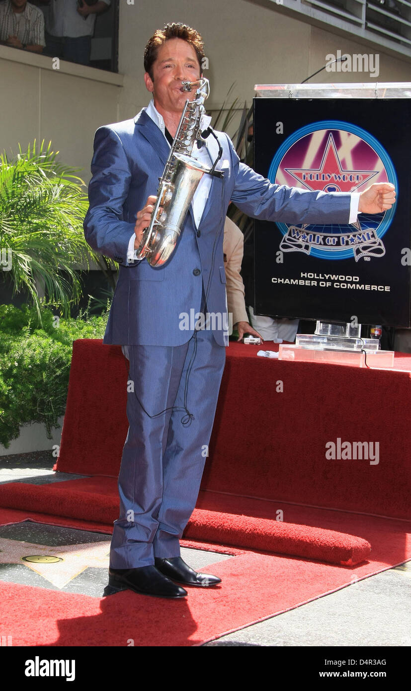 Jazzmusiker Dave Koz nimmt an einer Zeremonie zu Ehren seiner neuen Stern auf dem Hollywood Walk of Fame in Hollywood, Los Angeles, USA, 22. September 2009. Foto: Hubert Boesl Stockfoto