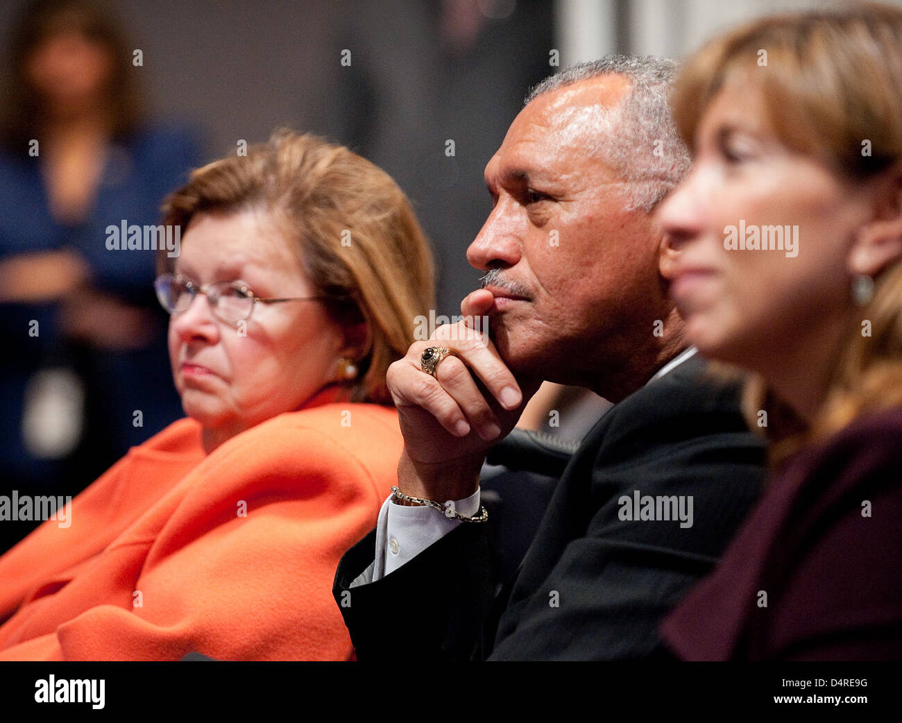 Das Hubble-Weltraumteleskop veröffentlicht aktualisierte Bilder, die eine verbesserte Klarheit von entfernten Galaxien, Nebeln und anderen astronomischen Objekten bieten. Die verbesserte Auflösung bietet tiefere Einblicke in das Universum. Stockfoto