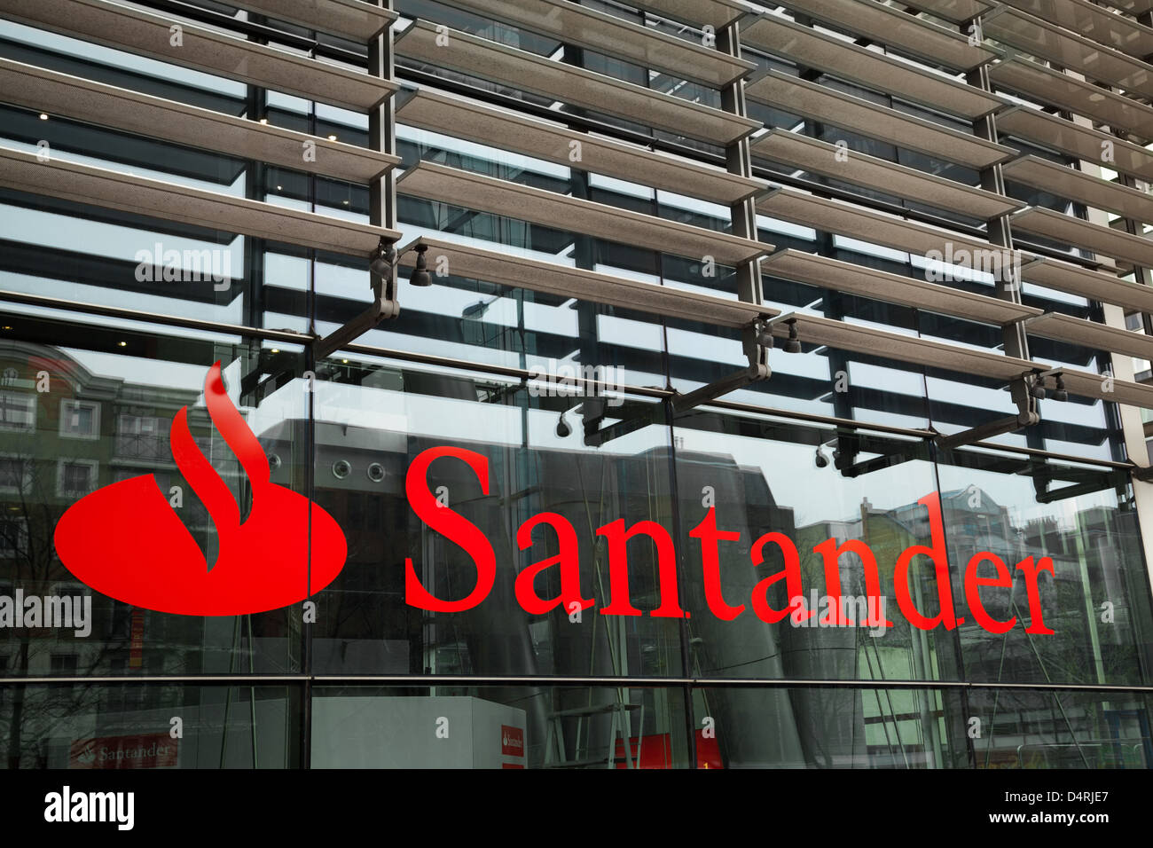 Einen Überblick über die Santander UK Head Office am Regent es Place, London. Stockfoto