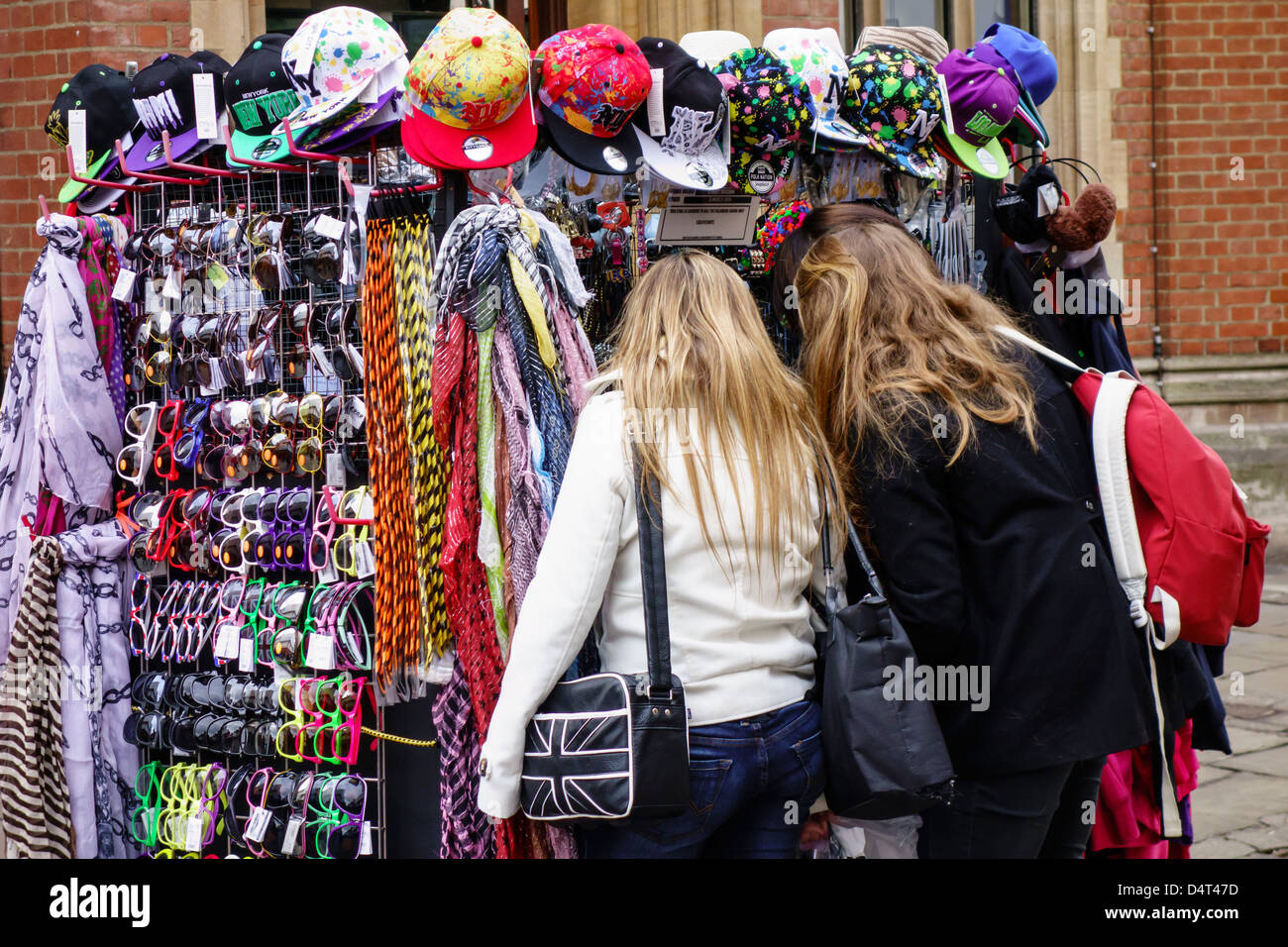 Straßenhändler Stand in Canterbury High Street Stockfoto