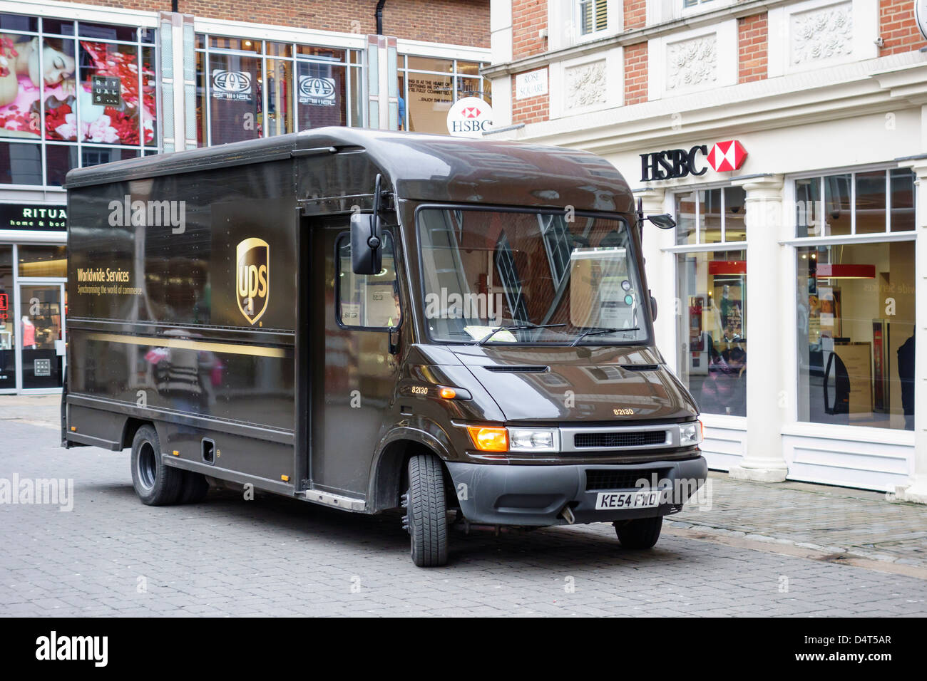 UPS Sicherheit Van HSBC Bank Canterbury Kent England Stockfoto