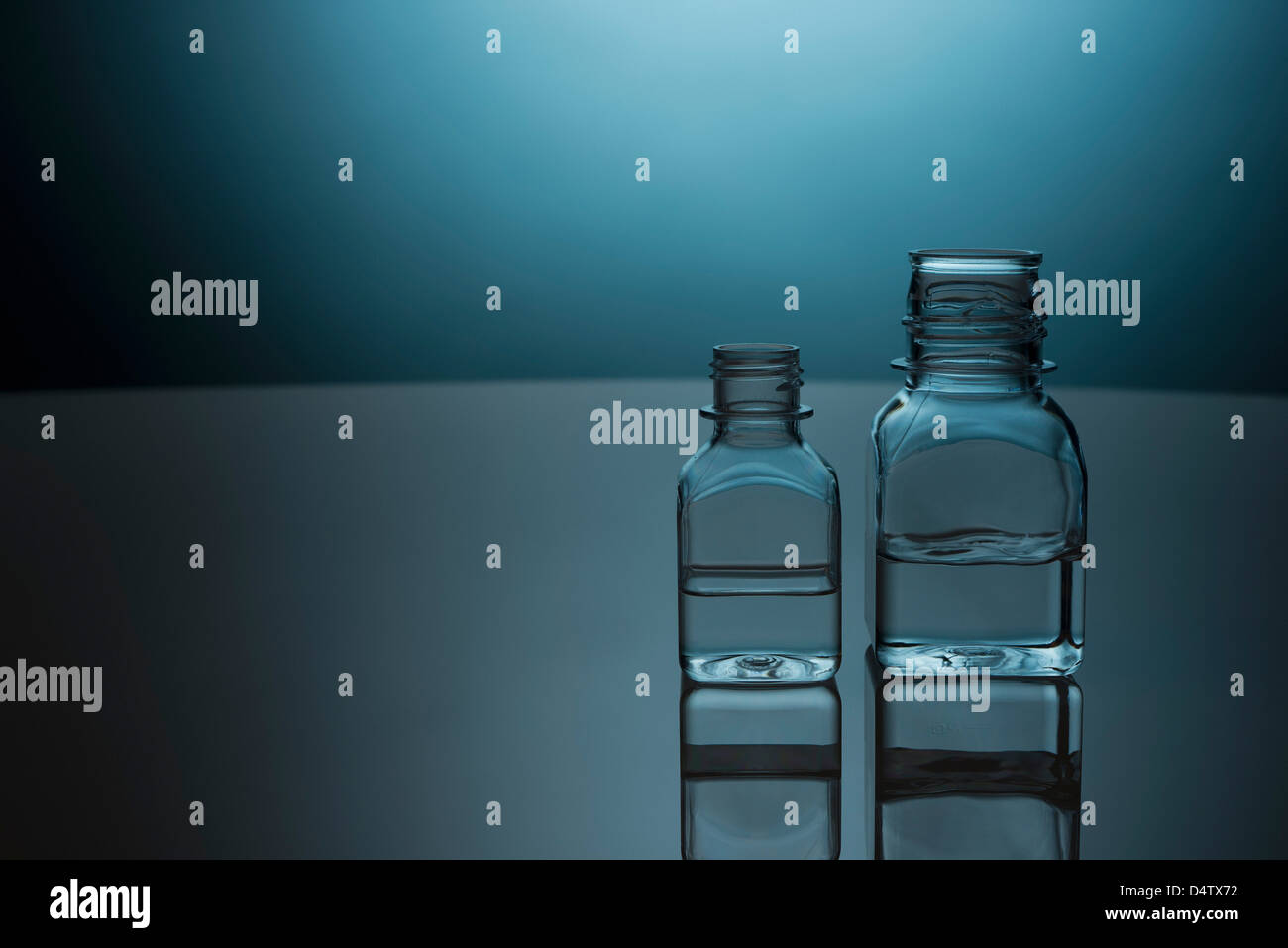 Klare flaschen Fotos und Bildmaterial in hoher Auflösung Alamy