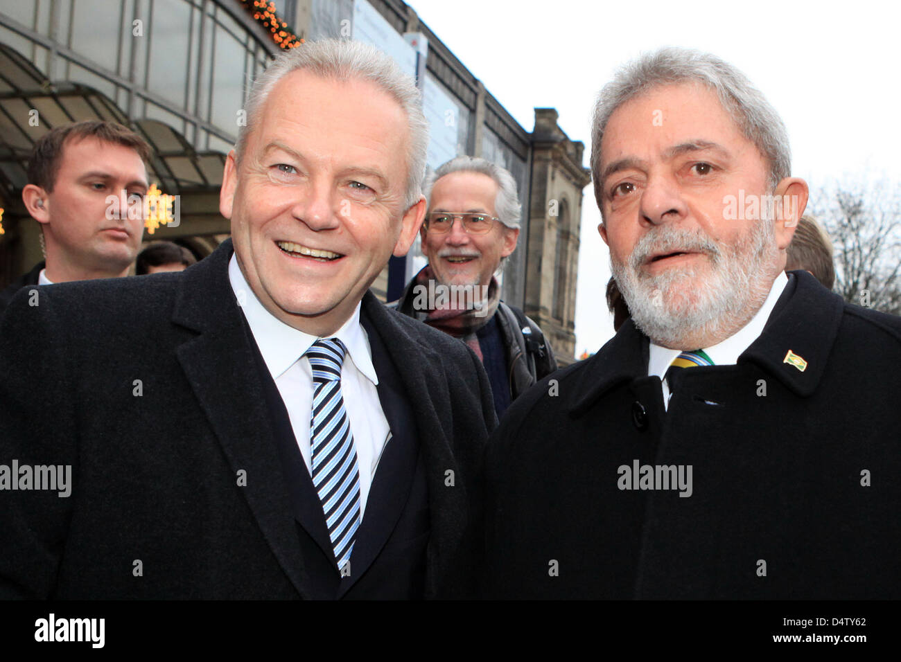 Hamburg dammtor bahnhof -Fotos und -Bildmaterial in hoher Auflösung – Alamy