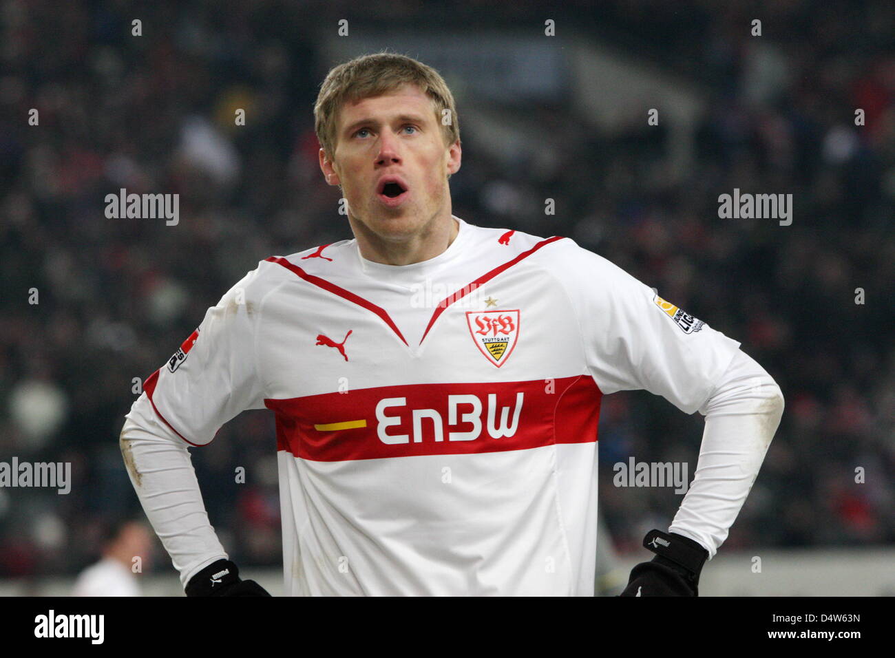 Der Stuttgarter Pavel Pogrebnyak in der deutschen Bundesliga, Spieltag 17, Soocer binden VfB Stuttgart Vs 1899 Hoffenheim im Mercedes-Benz Arena in Stuttgart, Deutschland, 19. Dezember 2009. Stuttgart gewann 3: 1. Foto: Julia Weissbrod Stockfoto