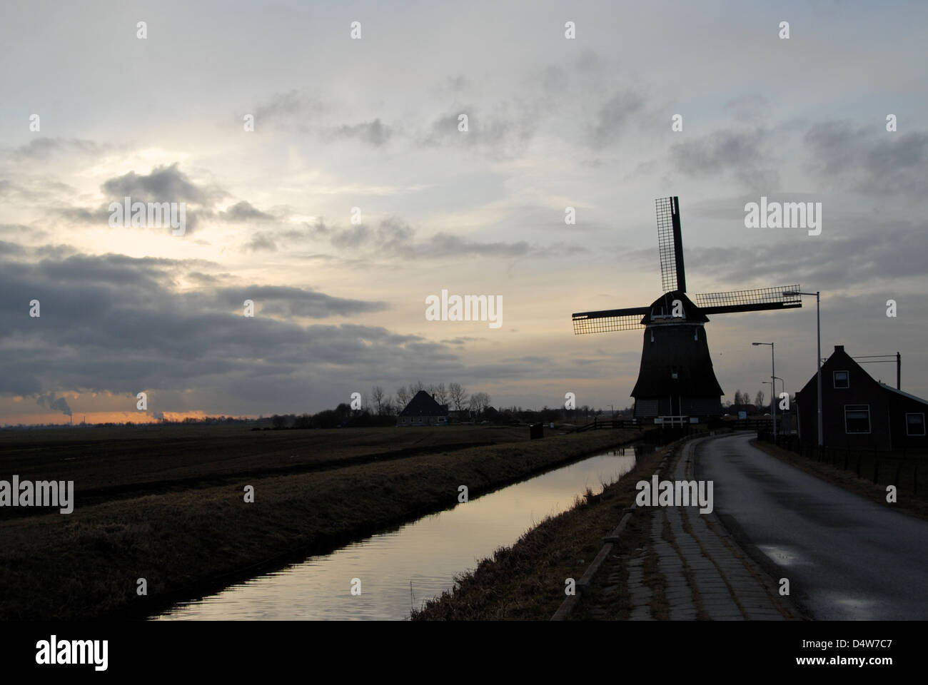 Alte Windmühlen Stockfoto