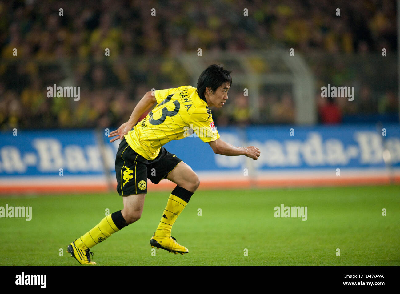 Dortmunds Shinji Kagawa in Aktion während der deutschen Bundesliga Spiel Borussia Dortmund gegen 1. FC Kaiserslautern im Signal-Iduna Stadion in Dortmund, Deutschland, 22. September 2010. Dortmund gewann 5: 0. Foto: Bernd Thissen Stockfoto