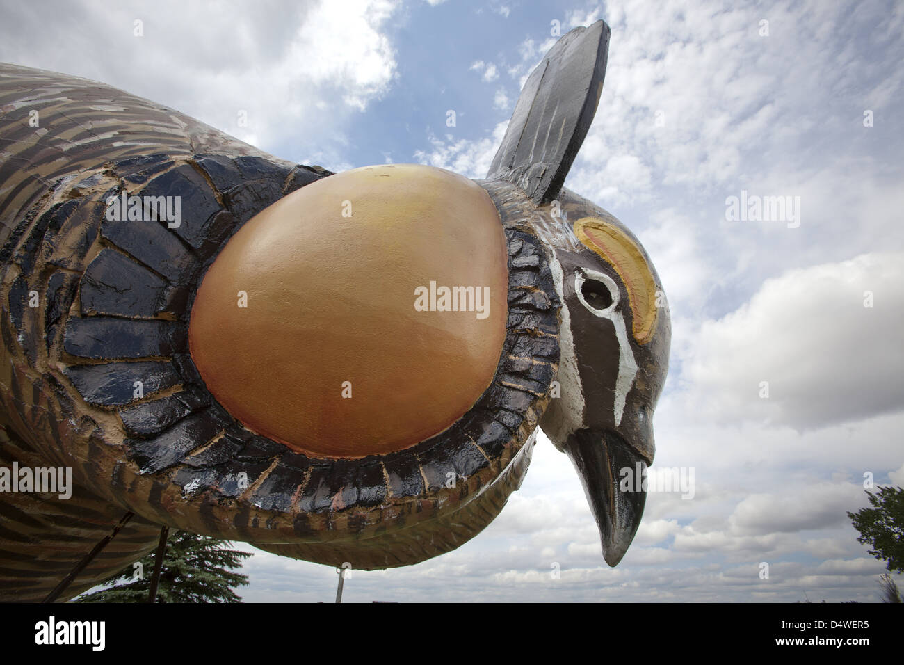 Detail der boomenden Prairie Chicken Statue an Rothsay, Minnesota Stockfoto