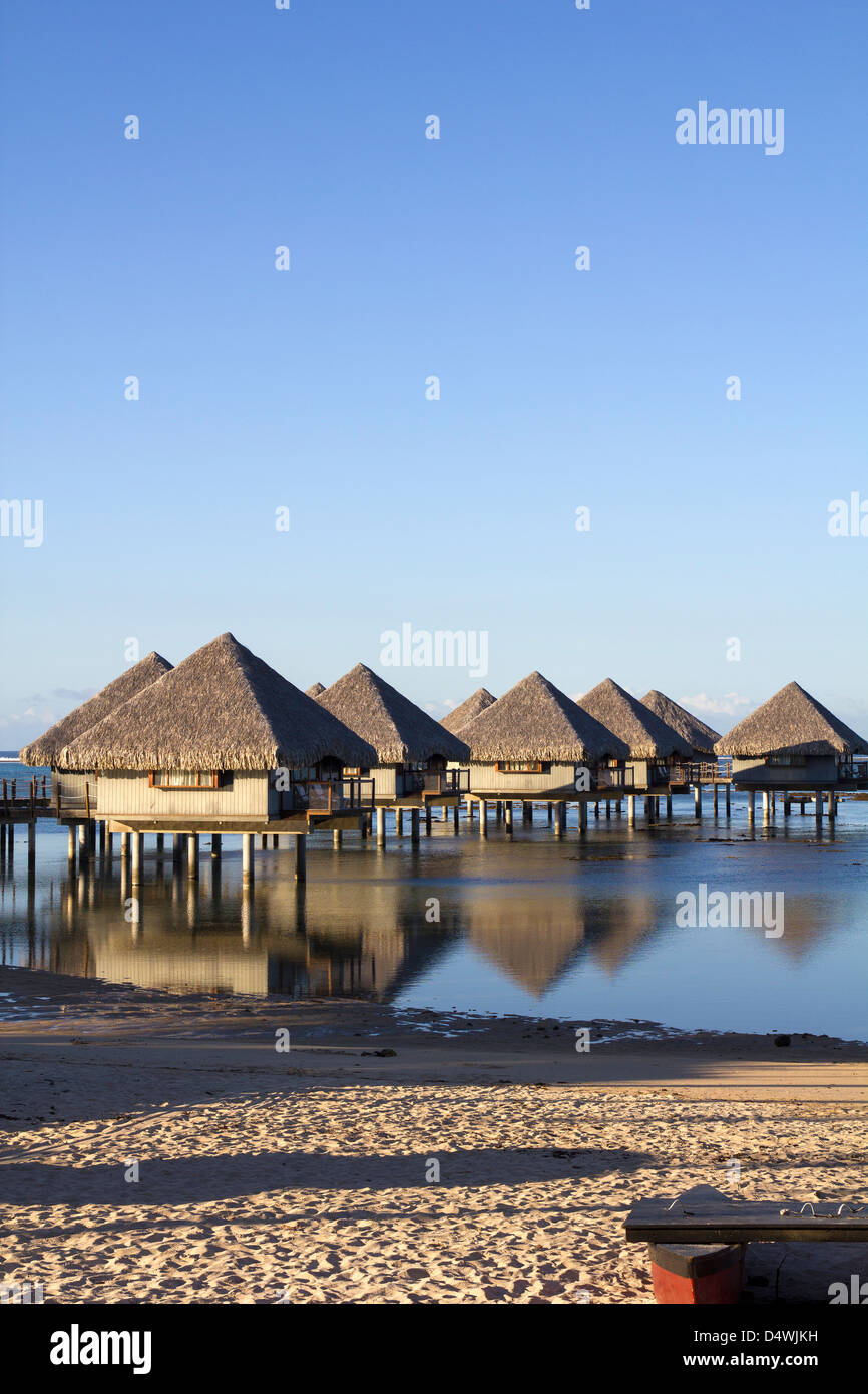 über Wasser-bungalows Stockfoto