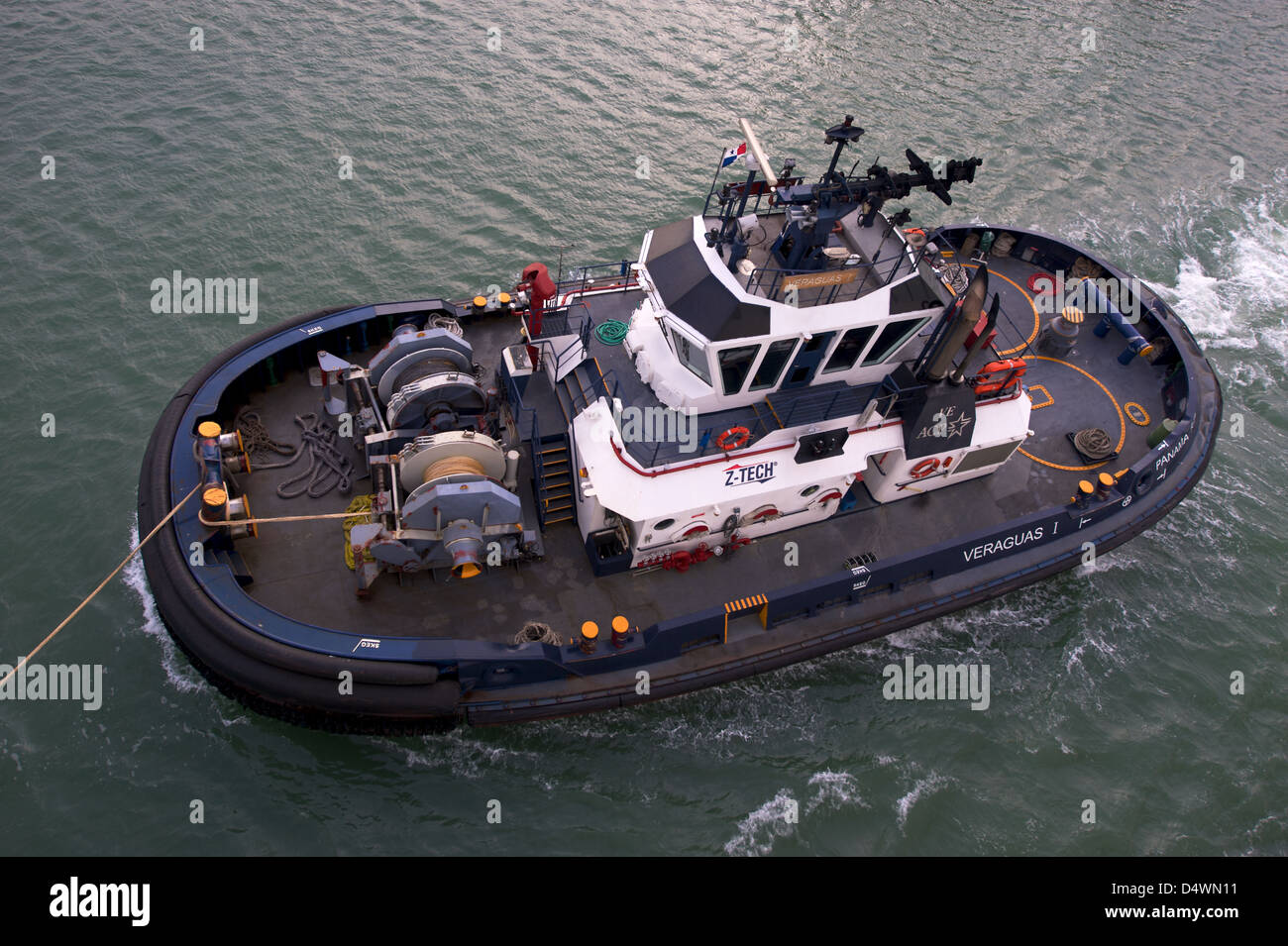 Schiffe im Abschnitt Miraflores Schleuse des Panamakanals Stockfoto