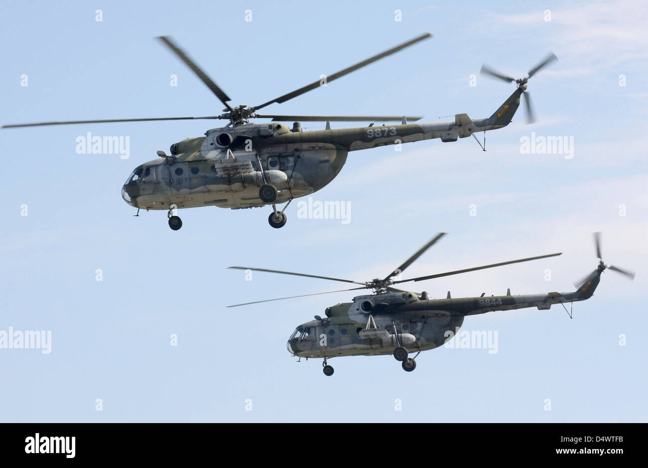 Mil Mi-17 Hubschrauber der Tschechischen Luftwaffe während des Fluges in Hradec Kralove, Tschechische Republik. Stockfoto