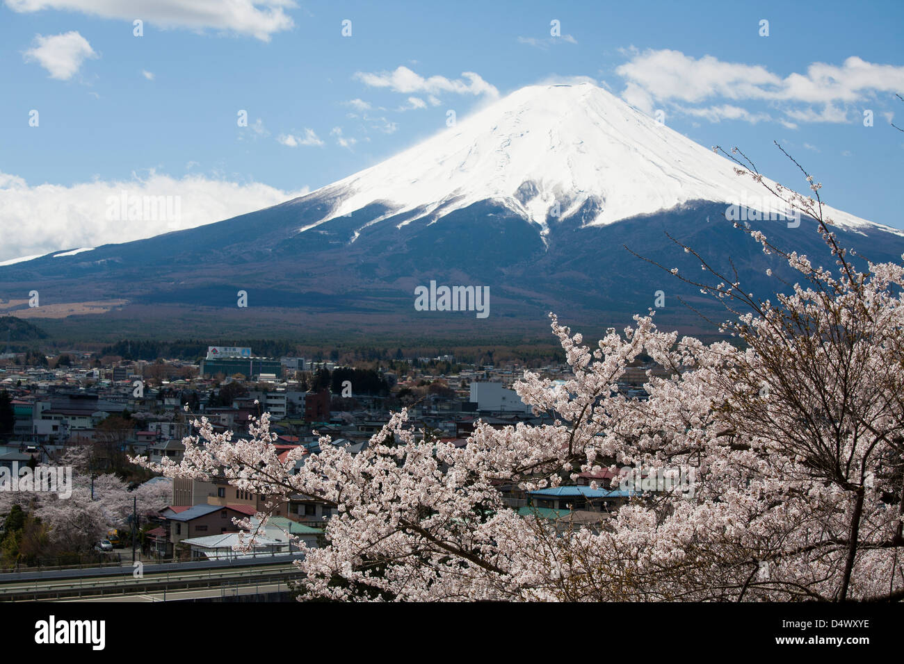 Mount Fuji, Fuji-San (), ist der höchste Berg in Japan Stockfoto