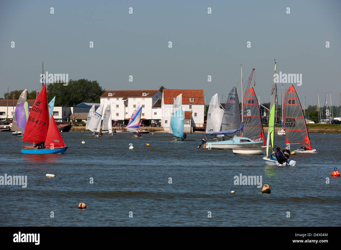 Deben Sie durch den Fluss in Woodbridge Stockfoto