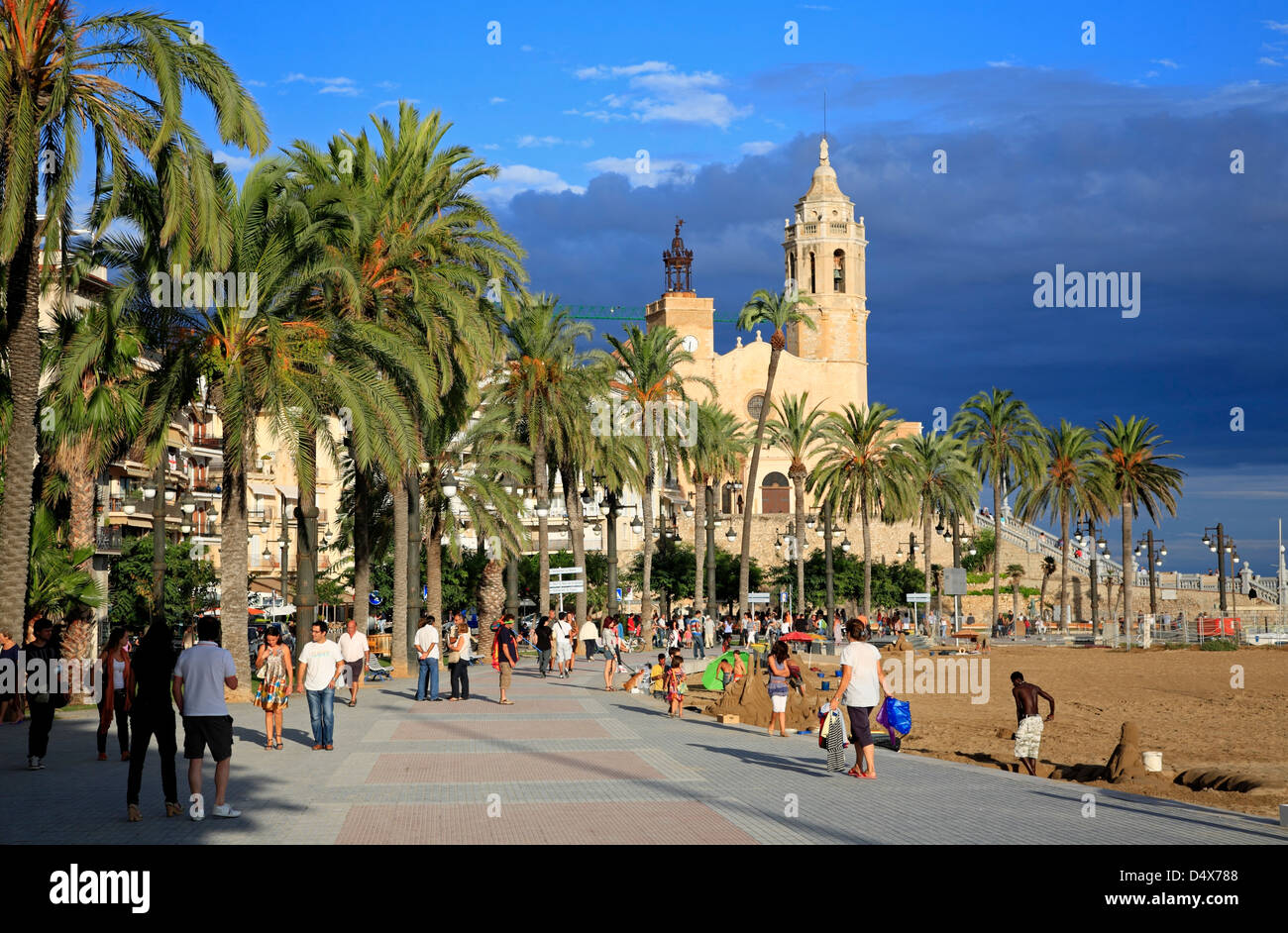 Costa Daurada, Sitges, Strand-Promenade, Spanien Stockfoto