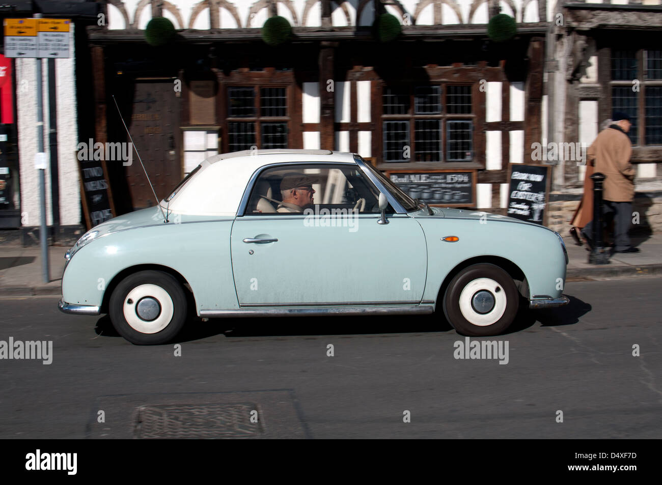 Nissan Figaro Auto Stockfoto