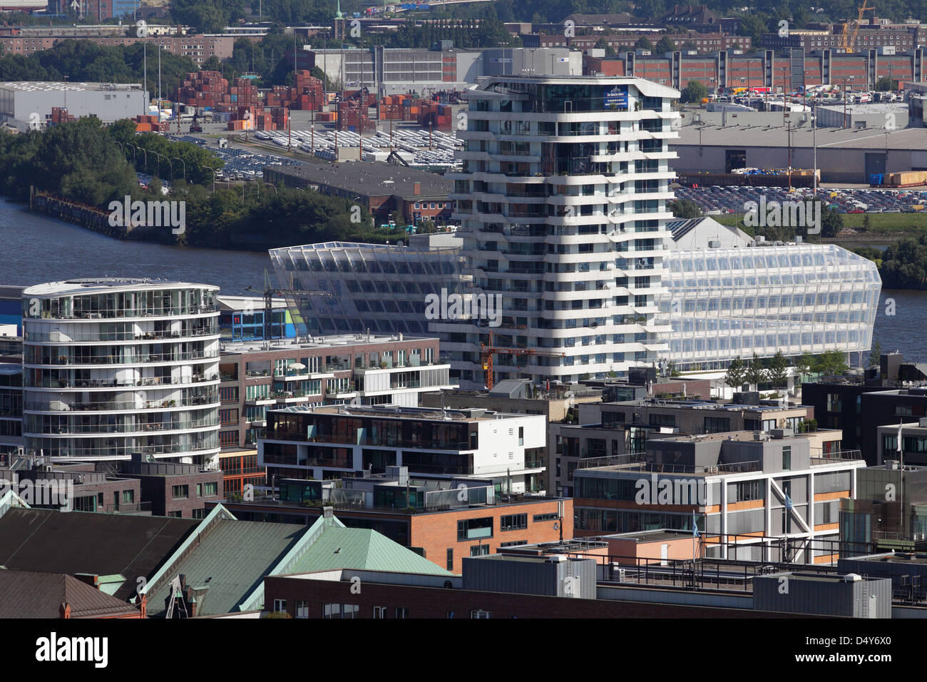 Hamburg, Deutschland, mit Blick auf den Marco-Polo-Tower und der Unilever Stockfoto