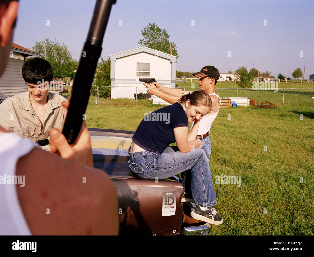 Jugendliche in Texas schießen. Stockfoto