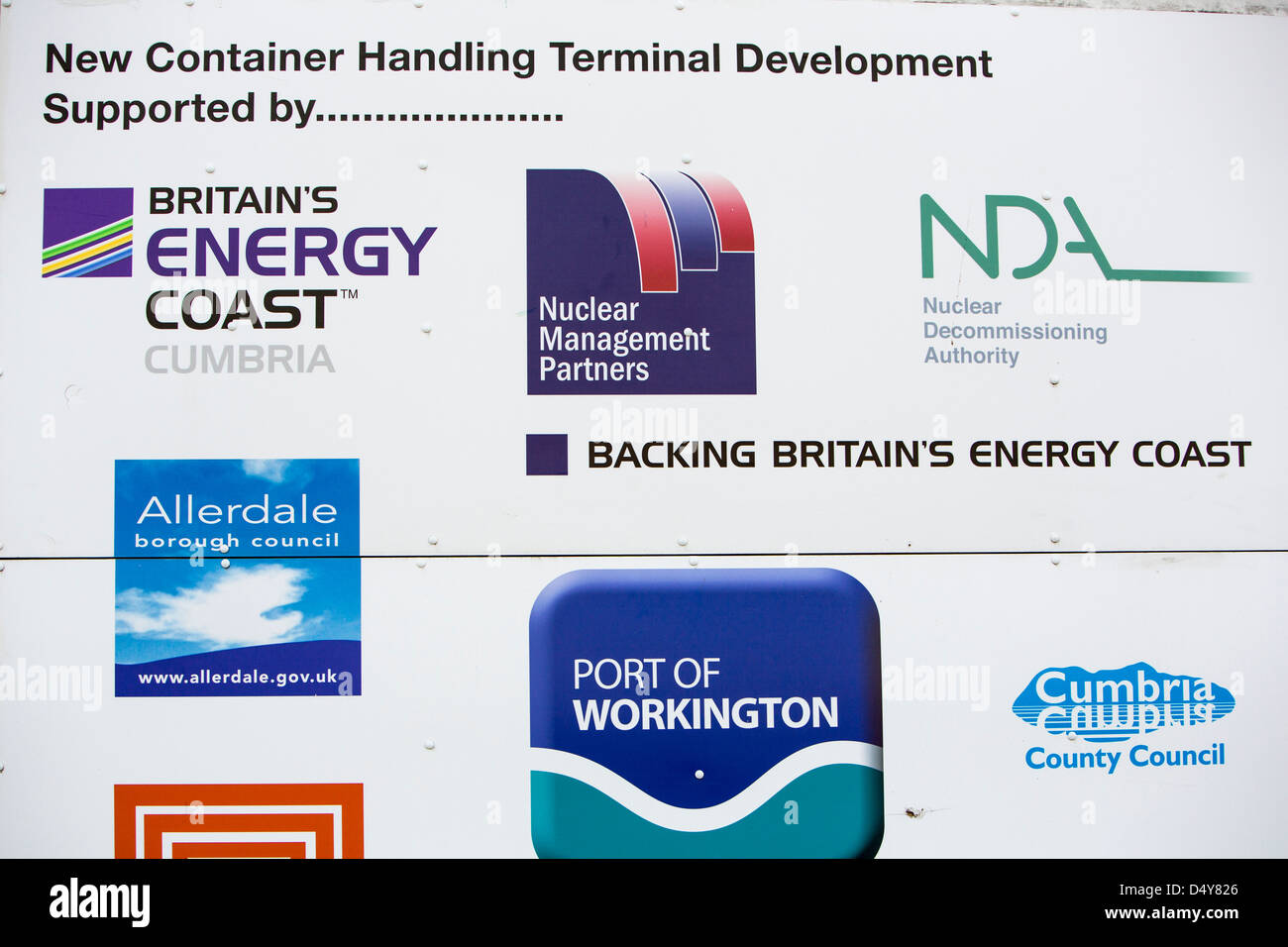 Ein Zeichen für das neue Container-Umschlag-Anlage in Workington Port, Cumbria, UK. Stockfoto