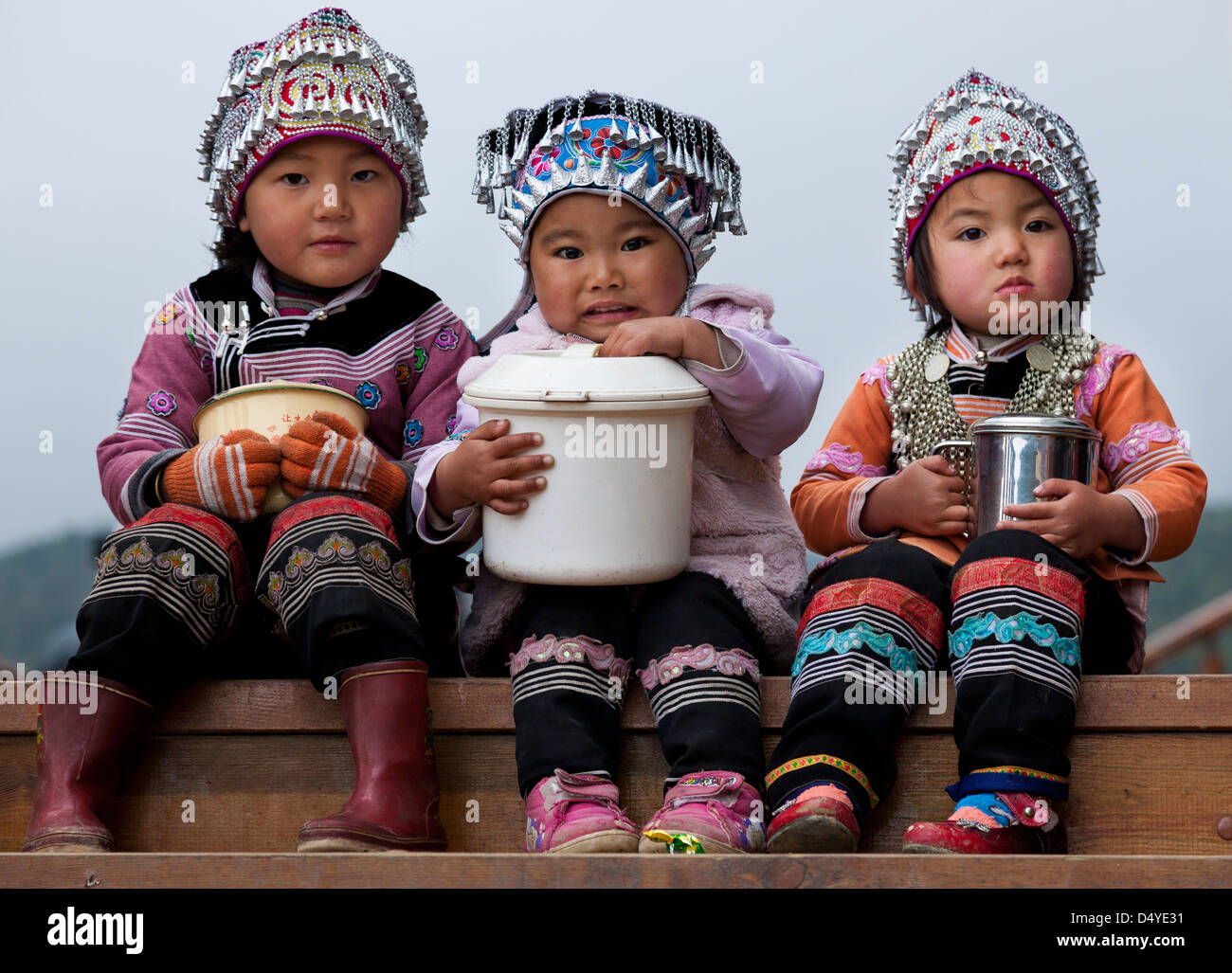 Hani Kinder, Yuanyang, China Stockfoto