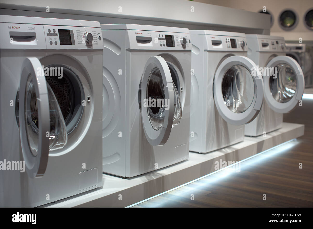 Berlin, Deutschland, Bosch Waschmaschinen auf dem Messestand auf der IFA 2011 Stockfoto