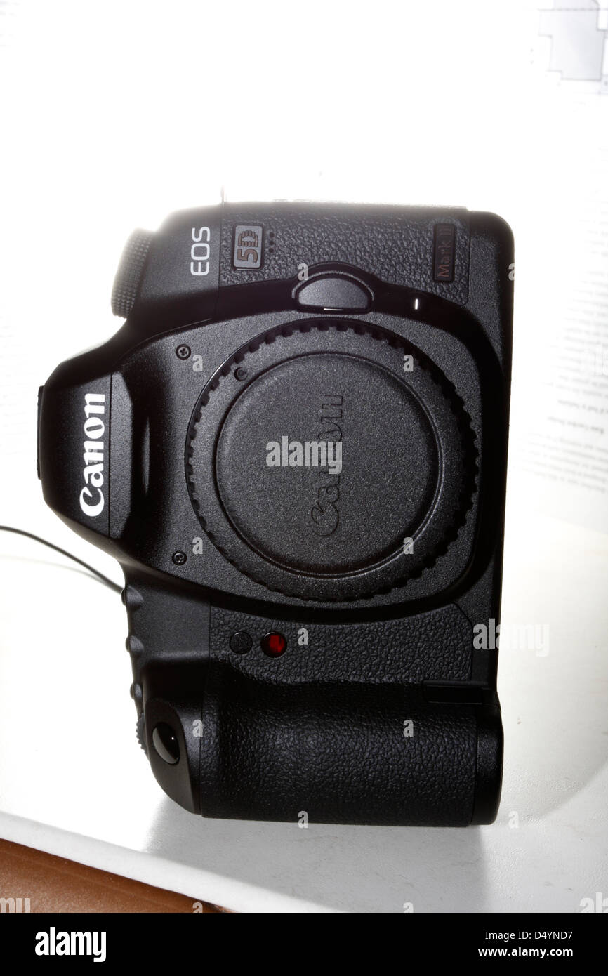 Canon 5D Mark II Kamera ohne Objektiv. Stockfoto
