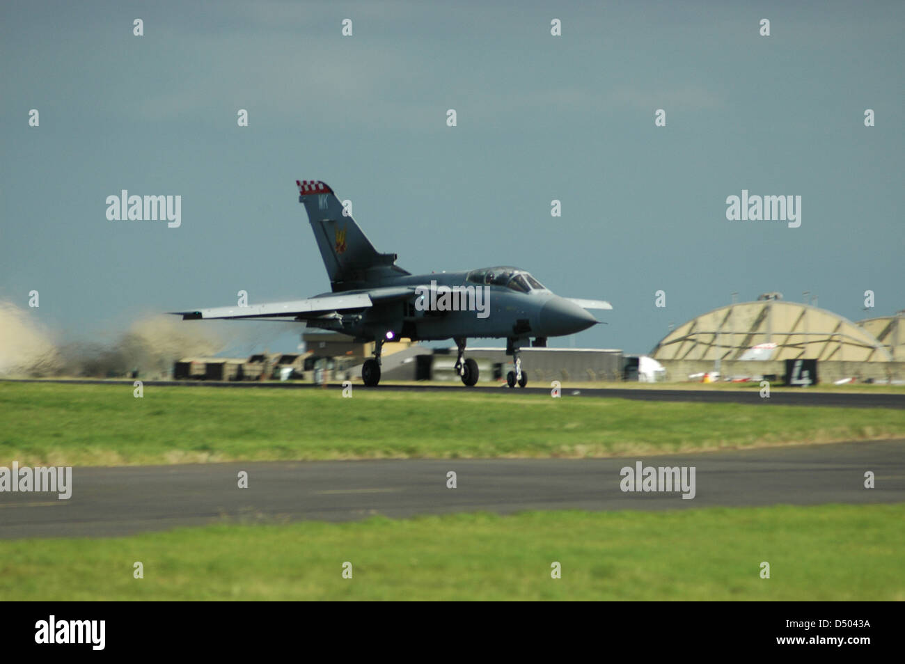 Kampfjet beim Start Stockfoto