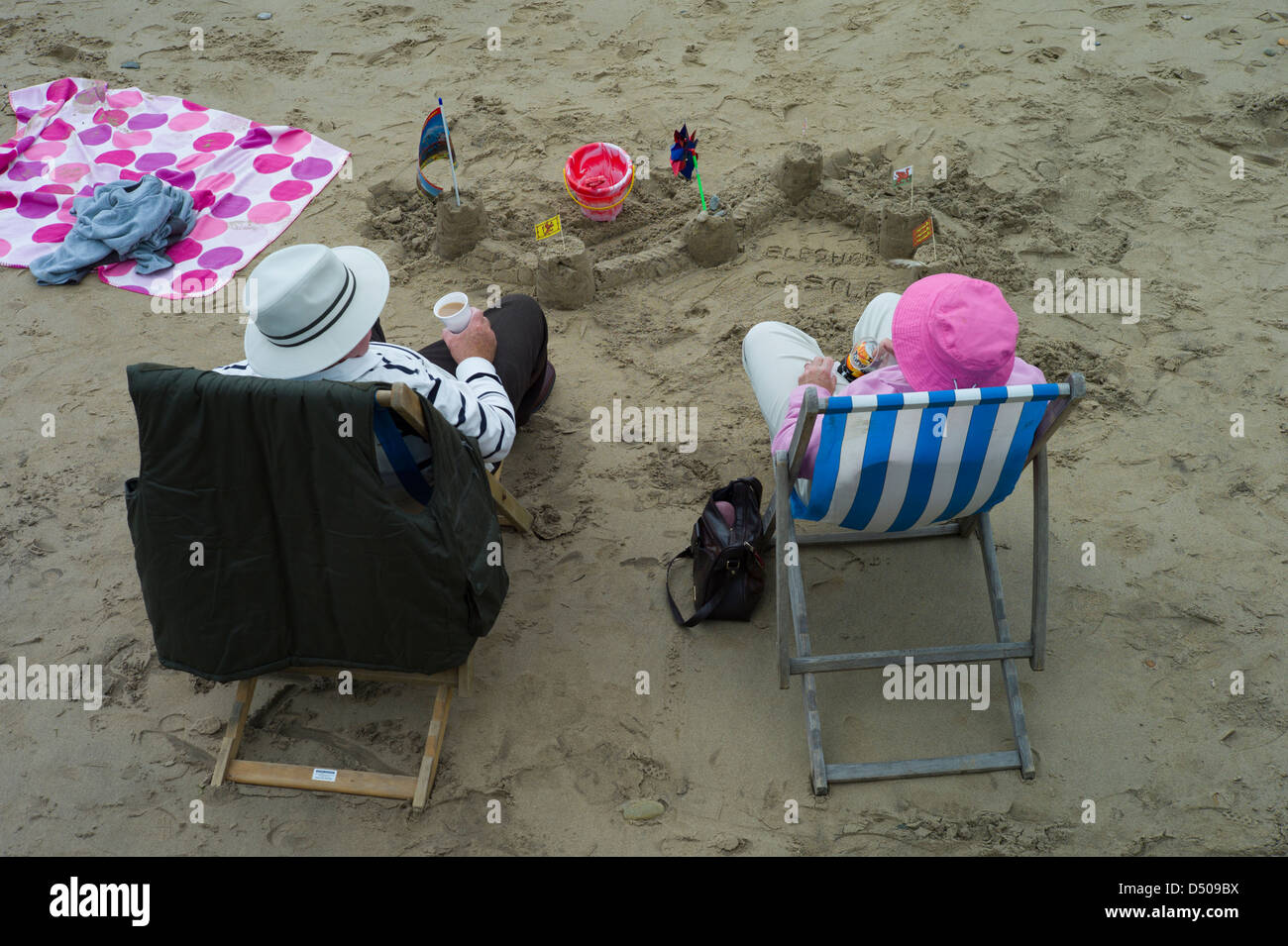 Scarborough Strand, Scarborough, England, September 2011. Die englische Küste am Scarborough Strand genießen. Stockfoto